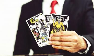 如何根据眼跳及不同时间段预测吉凶？左眼跳或右眼跳能揭示哪些信息？