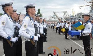 在睡梦中遇到海军军官：一场情节跌宕起伏的婉约旅程