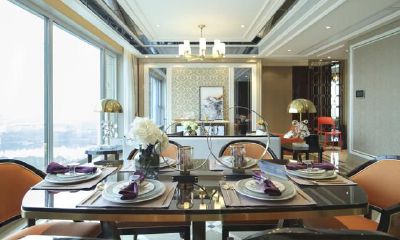 为何财富不断传承？大门与阳台决定财运，信步开门得财、放任阳台生财！