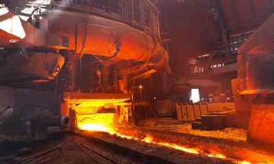 2019年八月初五诞生的双胞胎女婴，名字中应禁止使用哪些字，且根据五行属于何种元素？