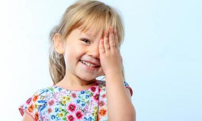 如何为在2019年4月21日戌时出生的女婴精心取名？