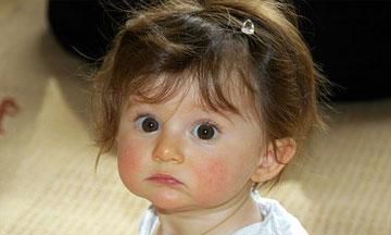 寻找女宝宝名字的艺术：选择玥字，最佳选择是组合名字