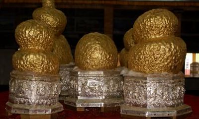 如何给2019年11月3日出生的女孩起名，以及如何根据五行理论选择适合的名字？