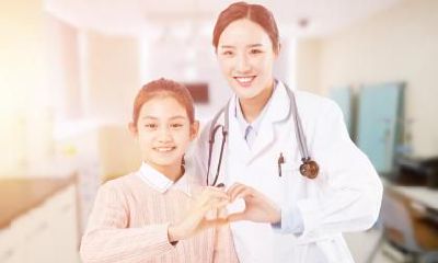 建军节晚上诞生的女婴，如何选取恰当的名字？