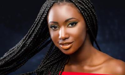 如何为2019年7月13日出生的双胞胎女婴起一个合适的名字，并且考虑到五行属相呢？