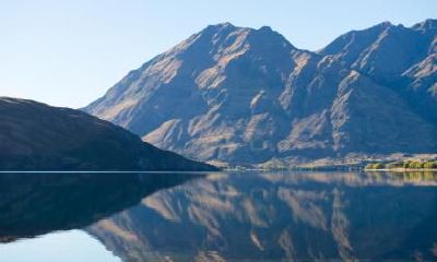 探讨如何给2019年七月二十六日出生的女婴取名并确定其五行属性