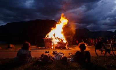 如何为2019年2月13日出生的男婴选择合适的名字，并基于五行理论进行取名