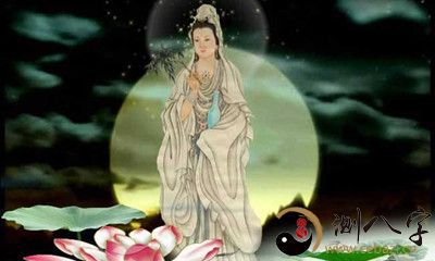 睡眼惺忪中，我梦见观音菩萨亮相在我面前！