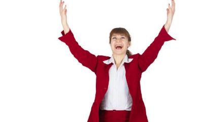 在2020年属鼠的本命年，为什么要佩戴特定的饰物以增强运势和吉祥，我们该选什么？