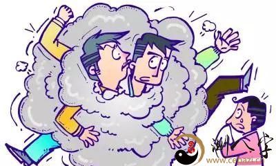 在梦中与他人发生口角：如何解读这样的梦境及其可能的心理含义？