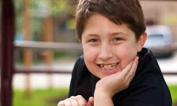 需要为于2024年8月8日出生的男孩取名，您有什么建议？