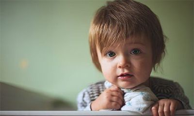 如何为2022年虎年12月出生的五行缺水的摩羯座男孩找到最佳的名字？