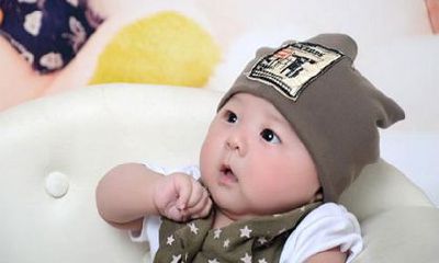 为何周字取名字女孩三个字的名字会成为许多父母的首选？如何巧妙地给女宝宝姓周柔美取名字？这些问题你都能在本文中找到答案！