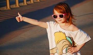 免费翁姓氏女宝宝取名大全：一份充满傲娇气质的翁姓氏宝宝起名指南