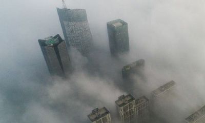 梦见一开关门都是雾