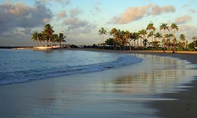 日支比肩女人的婚姻好不好？三个比肩的女人怎么样？