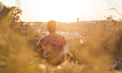 一个人什么命看年柱还是日柱？纳音看年柱还是日柱？