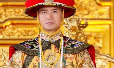 有个爱算命的皇帝，选人用人都要看先看八字！