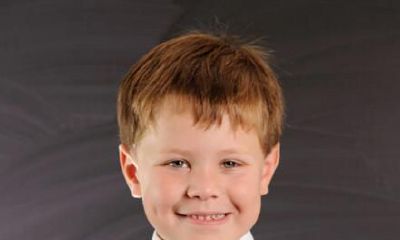 适合属鸡男孩子的小名