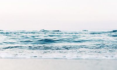 泉中水命的男人的命运好不好？泉中水命的男人能纹什么？