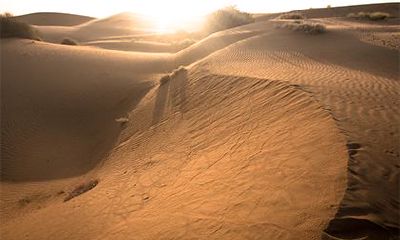 屋上土和大海水相克吗？屋上土最怕什么命？