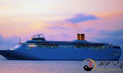 梦见在大河中乘船