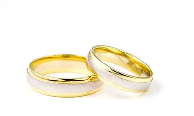 白蜡金命女孩一生命运，白蜡金女命的姻缘