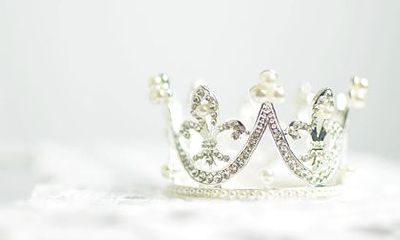 金命的人和什么人在一起旺？金命人适合什么行业最旺财？