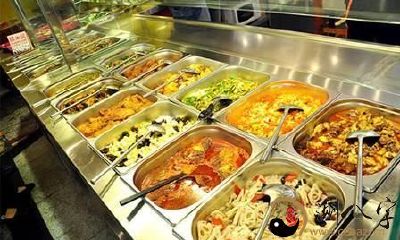 梦见和喜欢的人在食堂打饭