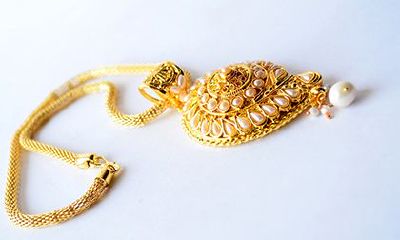 海中金命和海中金命相配吗？婚姻如何？