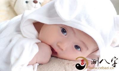 剖腹产的孩子算命准吗？