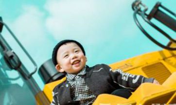 2023年十月初四出生谭姓女孩名字叫什么