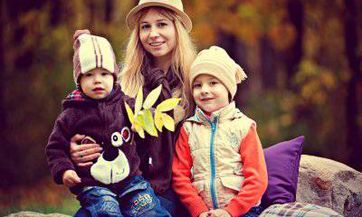 2023年三月初一出生叶姓男孩名字