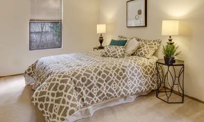 2022年农历五月初十适不适合安床？