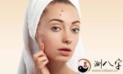 梦到自己脸部长了疙瘩