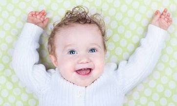 带梅字女孩取名三个字 三个字带梅的名字