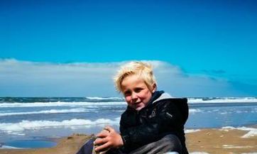 妈妈姓段爸爸姓孔取名男孩