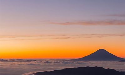 2022年四月初十这天的黄历宜出殡吗？是安葬的吉日吗？