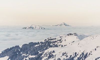 2022年农历四月签约签合同黄道吉日一览