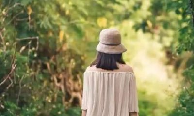 易犯小人遭人排挤而至财运受损的女命八字