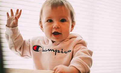 2022年农历五月二十四出生的男孩命理解析