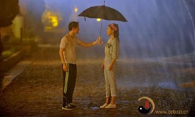 梦到下暴雨被打湿也有人送伞