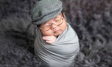 2023年十月十七出生钱姓男孩名字叫什么