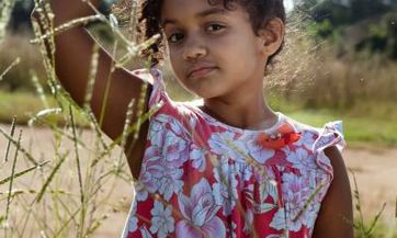 2023年四月初九出生李姓女孩名字叫什么