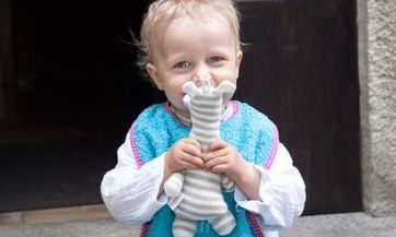 2023年四月十五出生赵姓男孩名字叫什么