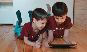 2023年十月廿四出生贺姓男孩名字怎么取