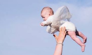 妈妈姓吴爸爸姓黎取名女孩