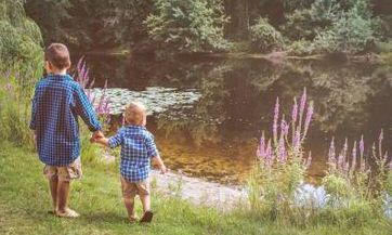 2023年闰二月初六出生邹姓男孩名字