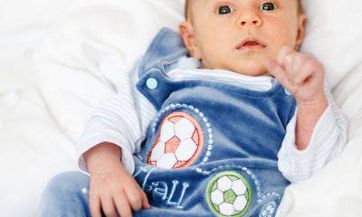 妈妈姓余爸爸姓乔取名男孩