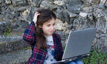 2023年十月十九出生邓姓女孩名字